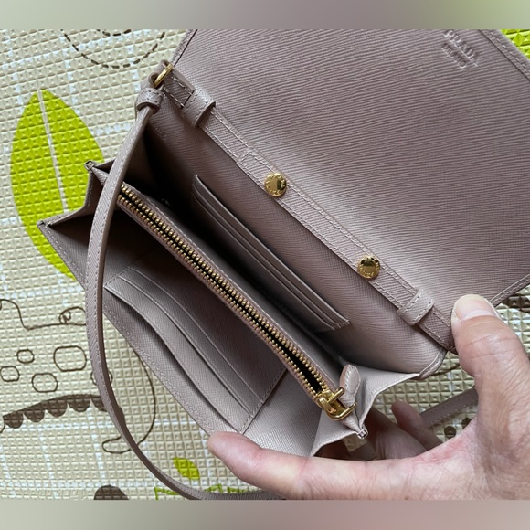 Prada Saffiano crossbody bag code 224 - Picture 13 of 15